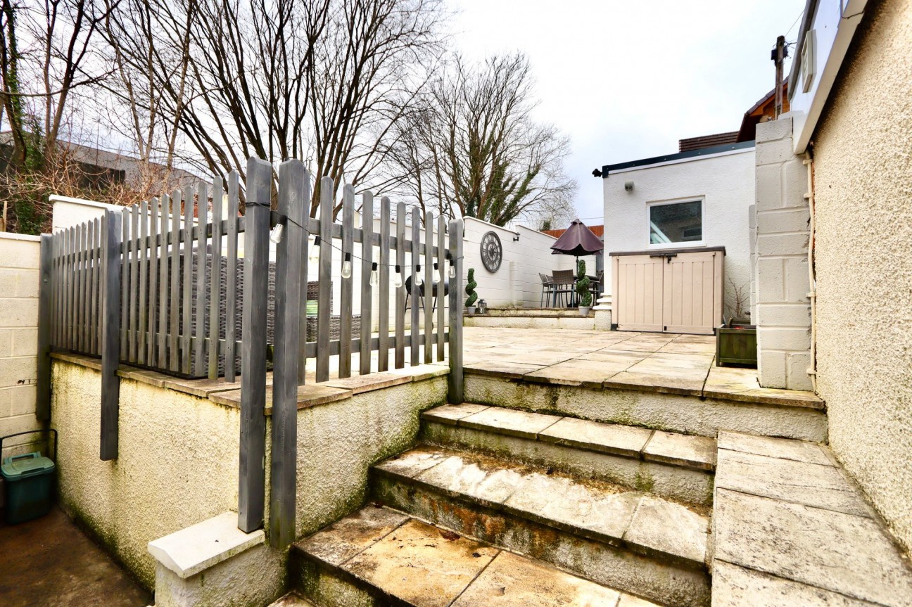 Sir Ivors Road, Pontllanfraith, NP12