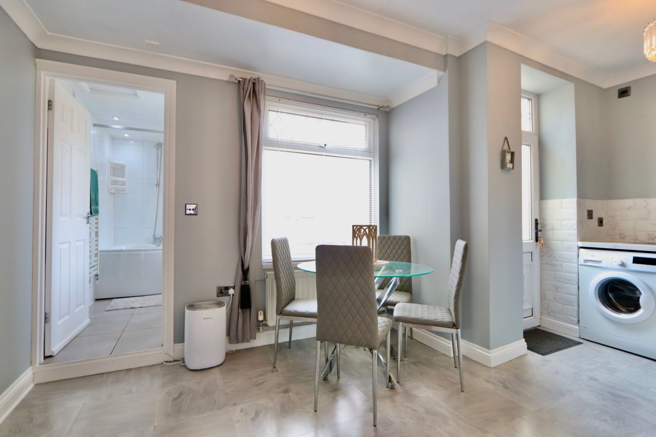 Sir Ivors Road, Pontllanfraith, NP12