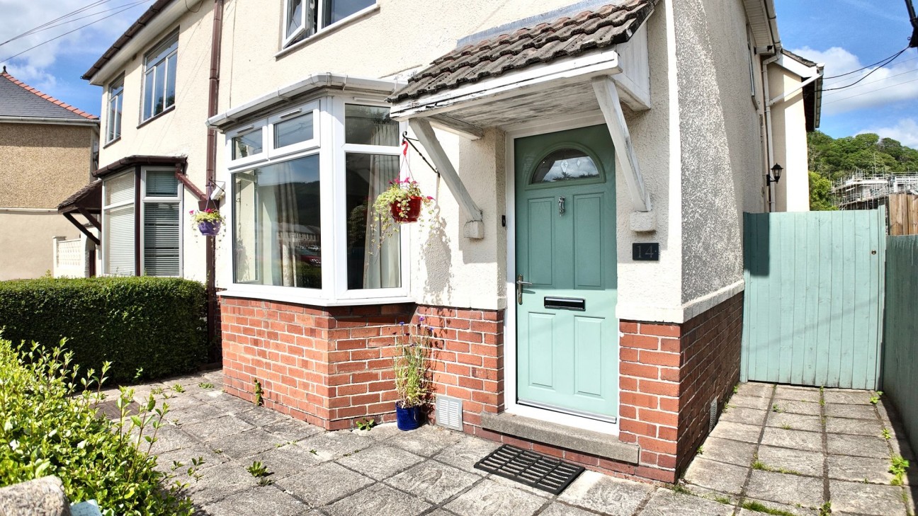 Crescent Road, Risca, NP11