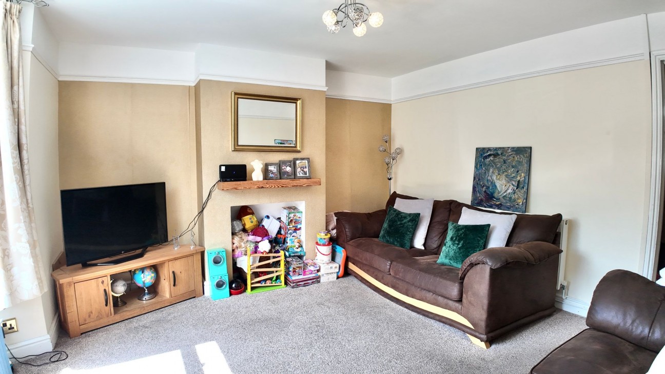 Crescent Road, Risca, NP11