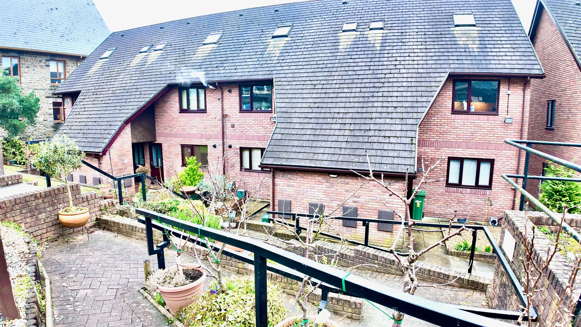 Cae Gorlan Court, Abercarn, NP11