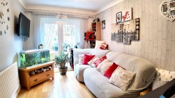 Clos Coed Bach, Blackwood, NP12