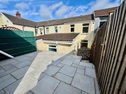 High Street, Pengam, NP12