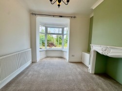 High Street, Pengam, NP12