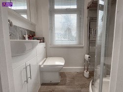 Penrhiw Terrace, Oakdale, NP12