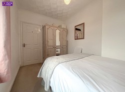 Penrhiw Terrace, Oakdale, NP12