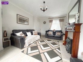 Penrhiw Terrace, Oakdale, NP12