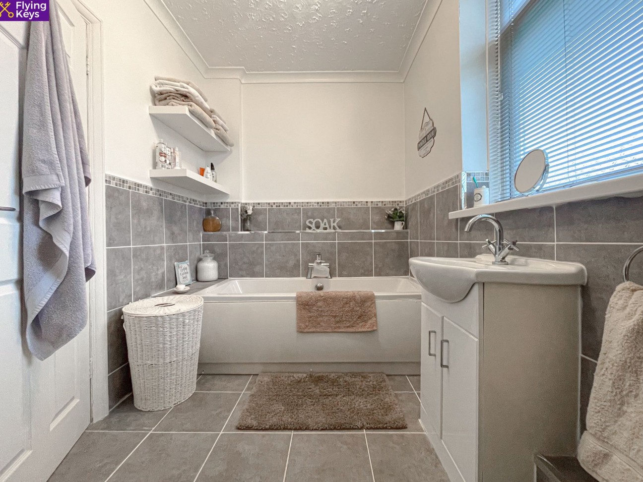 Penrhiw Terrace, Oakdale, NP12