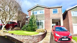 Forest Hill, Pontllanfraith, NP12