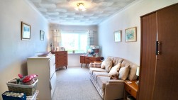 Forest Hill, Pontllanfraith, NP12