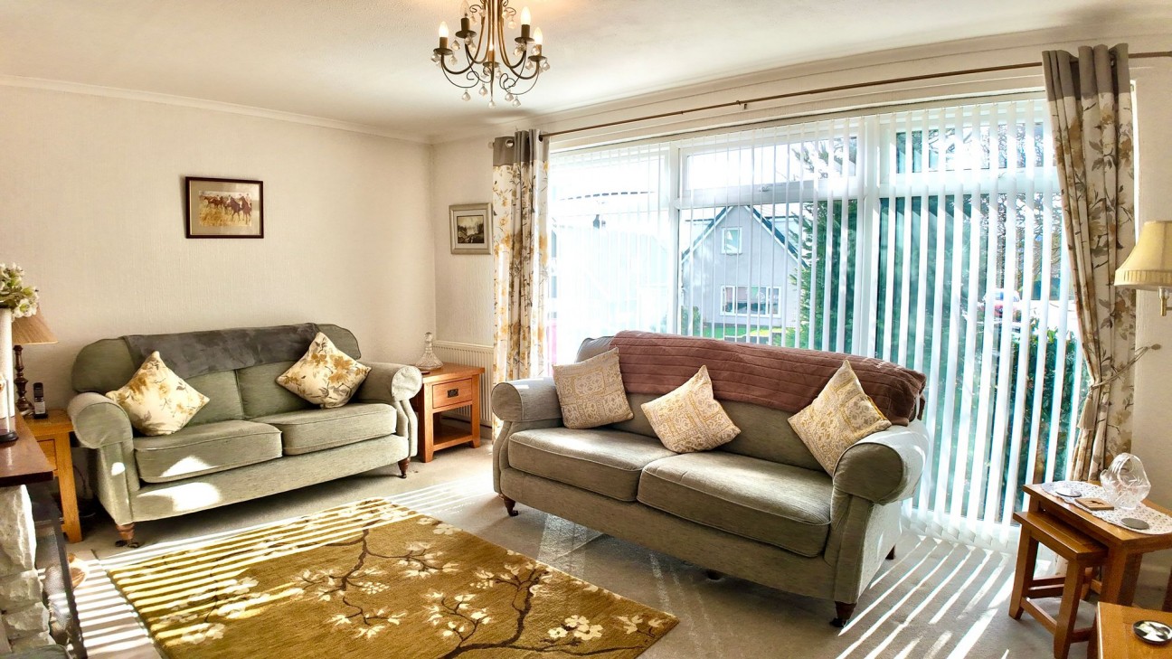 Forest Hill, Pontllanfraith, NP12