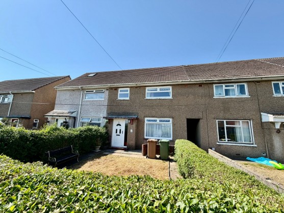 Fleur De Lys Avenue, Pontllanfraith, NP12