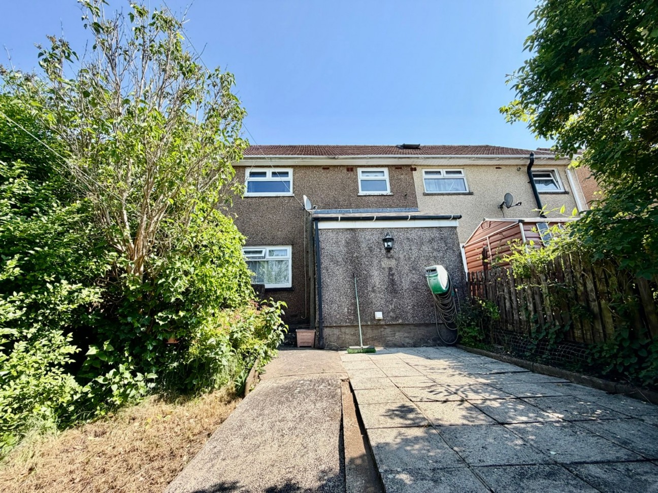 Fleur De Lys Avenue, Pontllanfraith, NP12