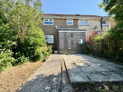 Fleur De Lys Avenue, Pontllanfraith, NP12