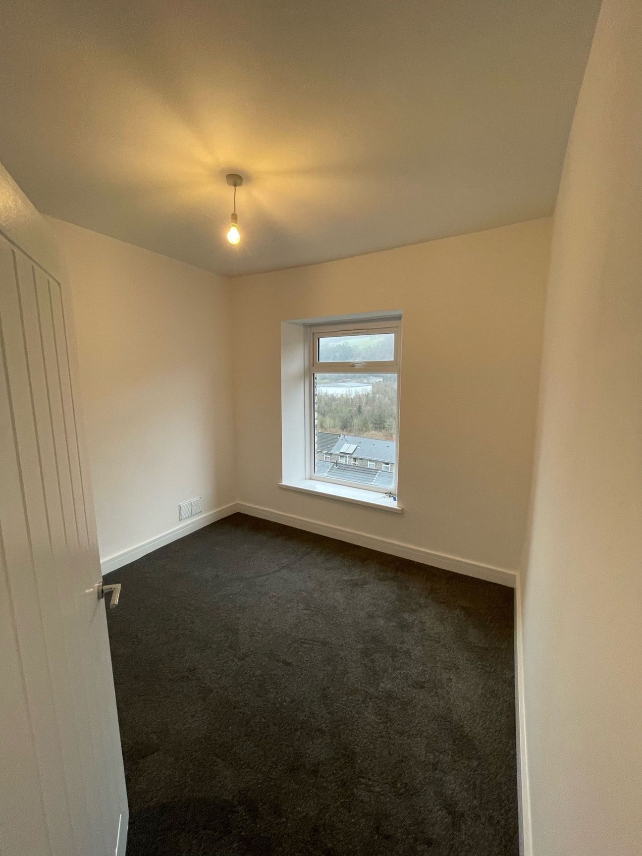 Woodfield Terrace, Mountain Ash, CF45