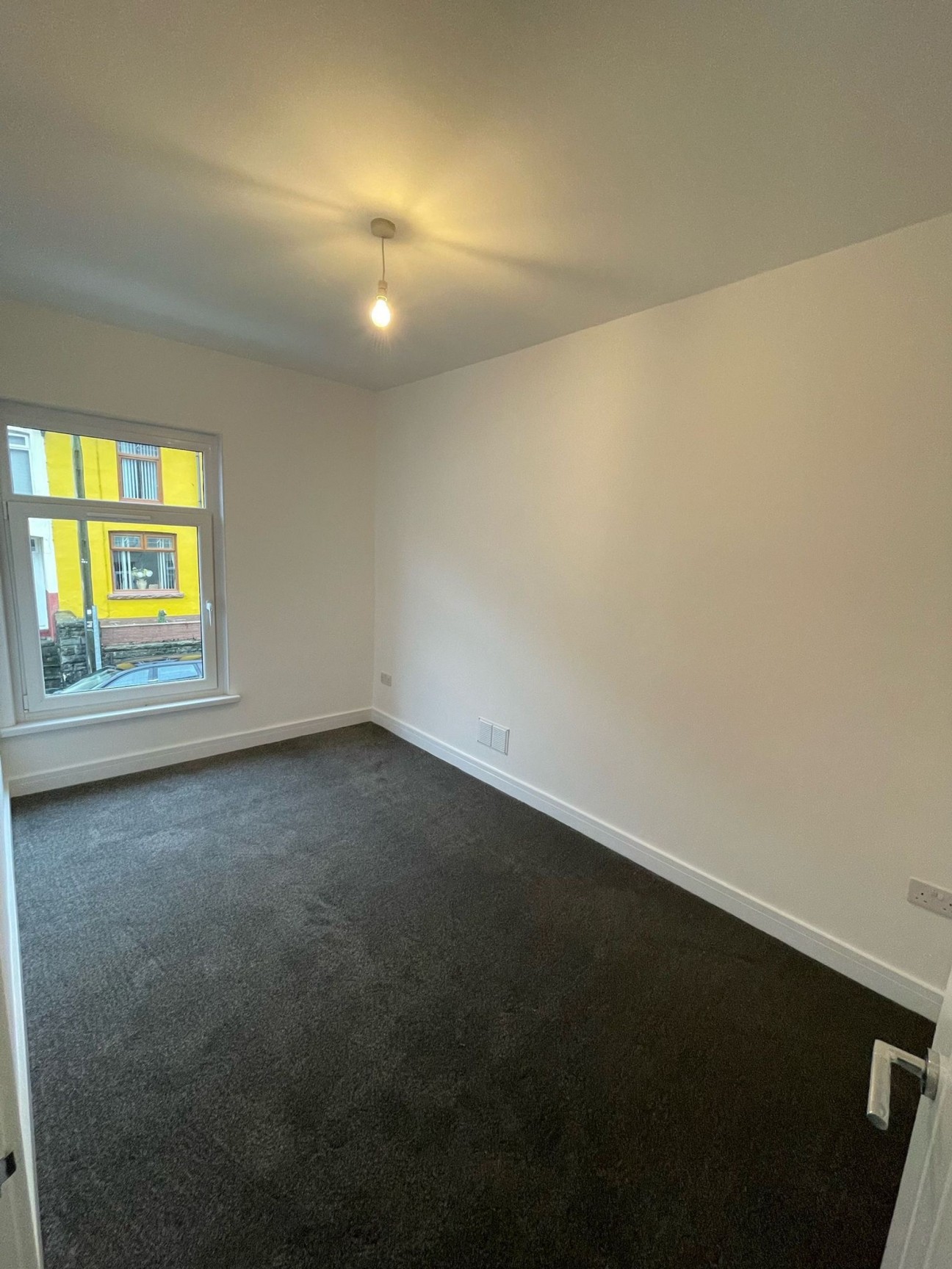 Woodfield Terrace, Mountain Ash, CF45