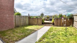 Cae'r Garreg, Oakdale, NP12