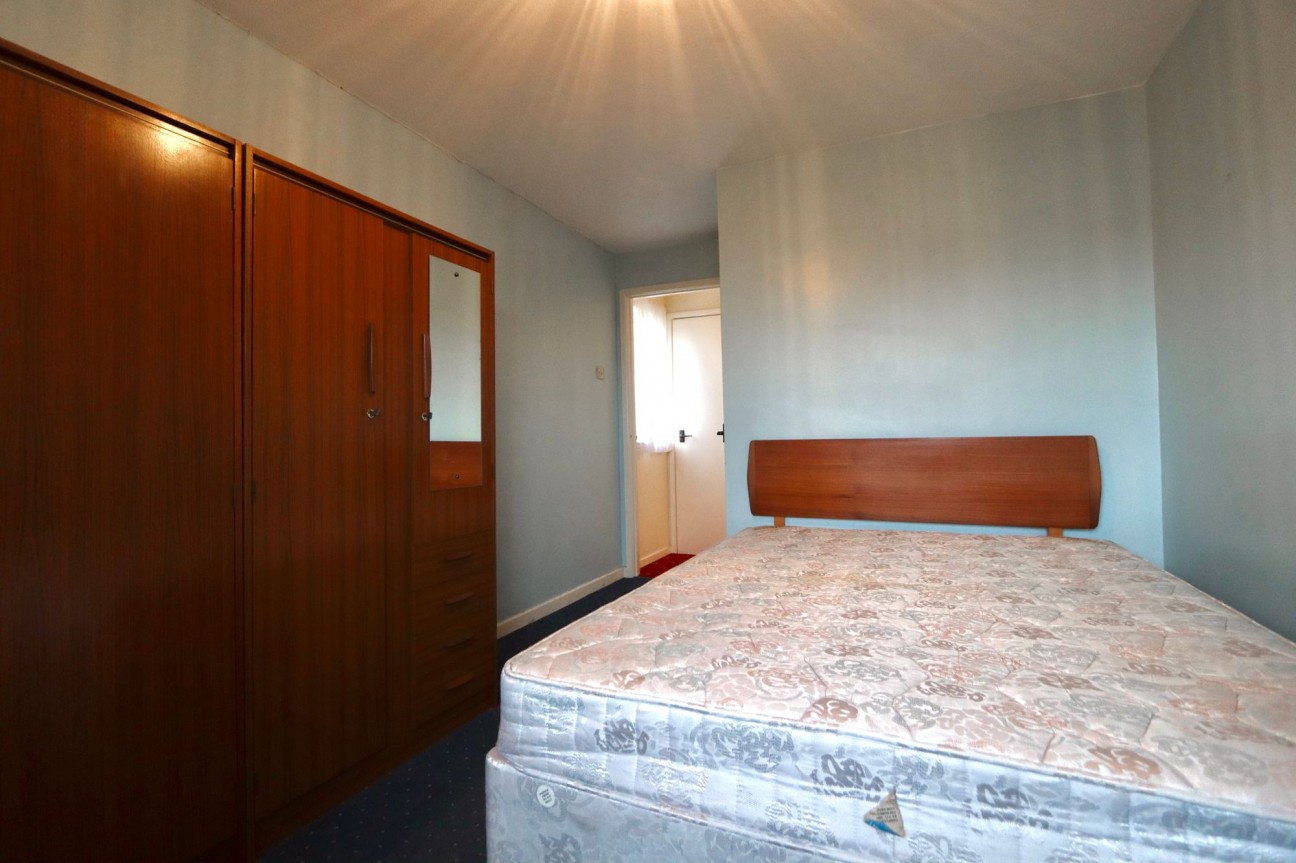 Grove Walk, Crumlin, NP11