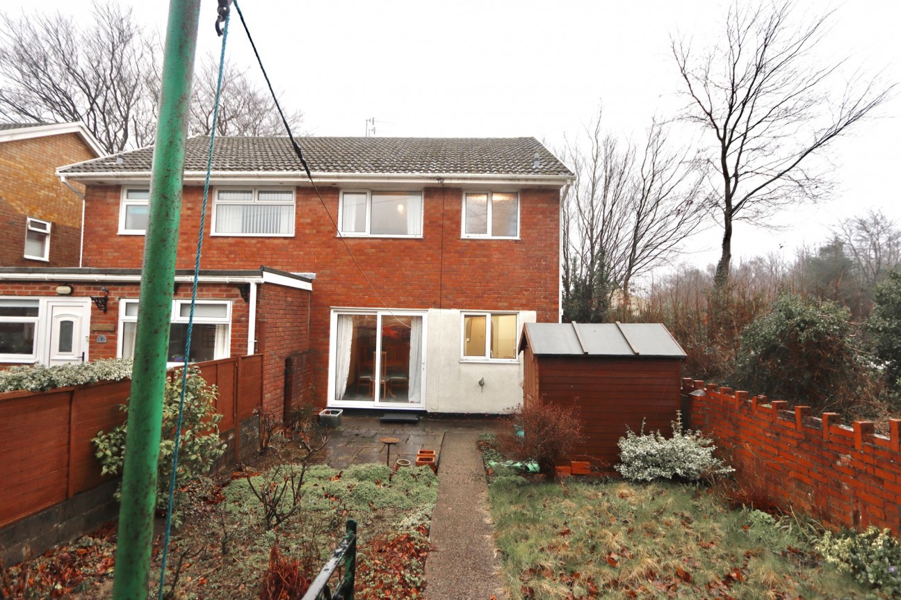 Grove Walk, Crumlin, NP11