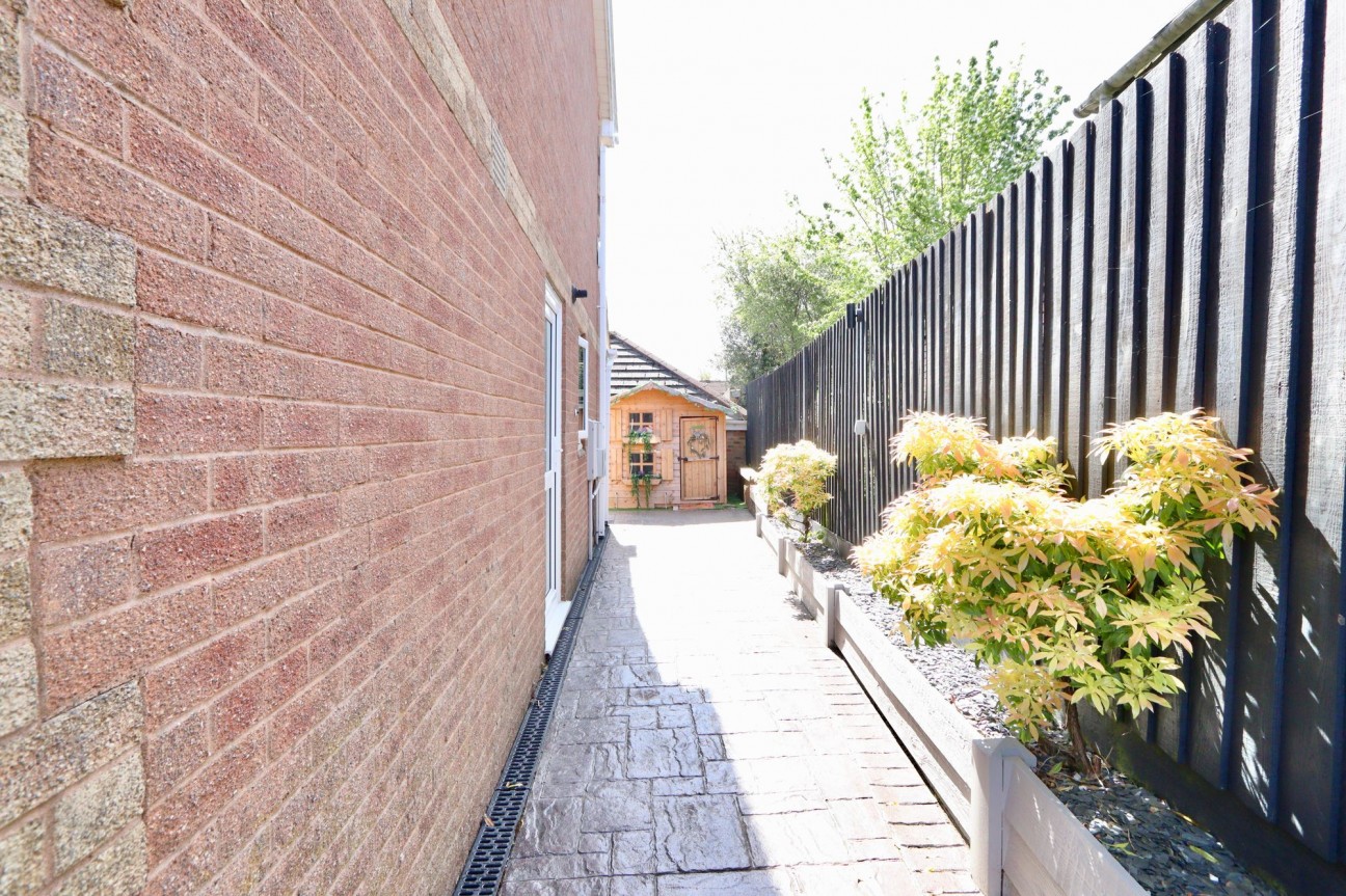 Cae Celyn, Crumlin, NP11