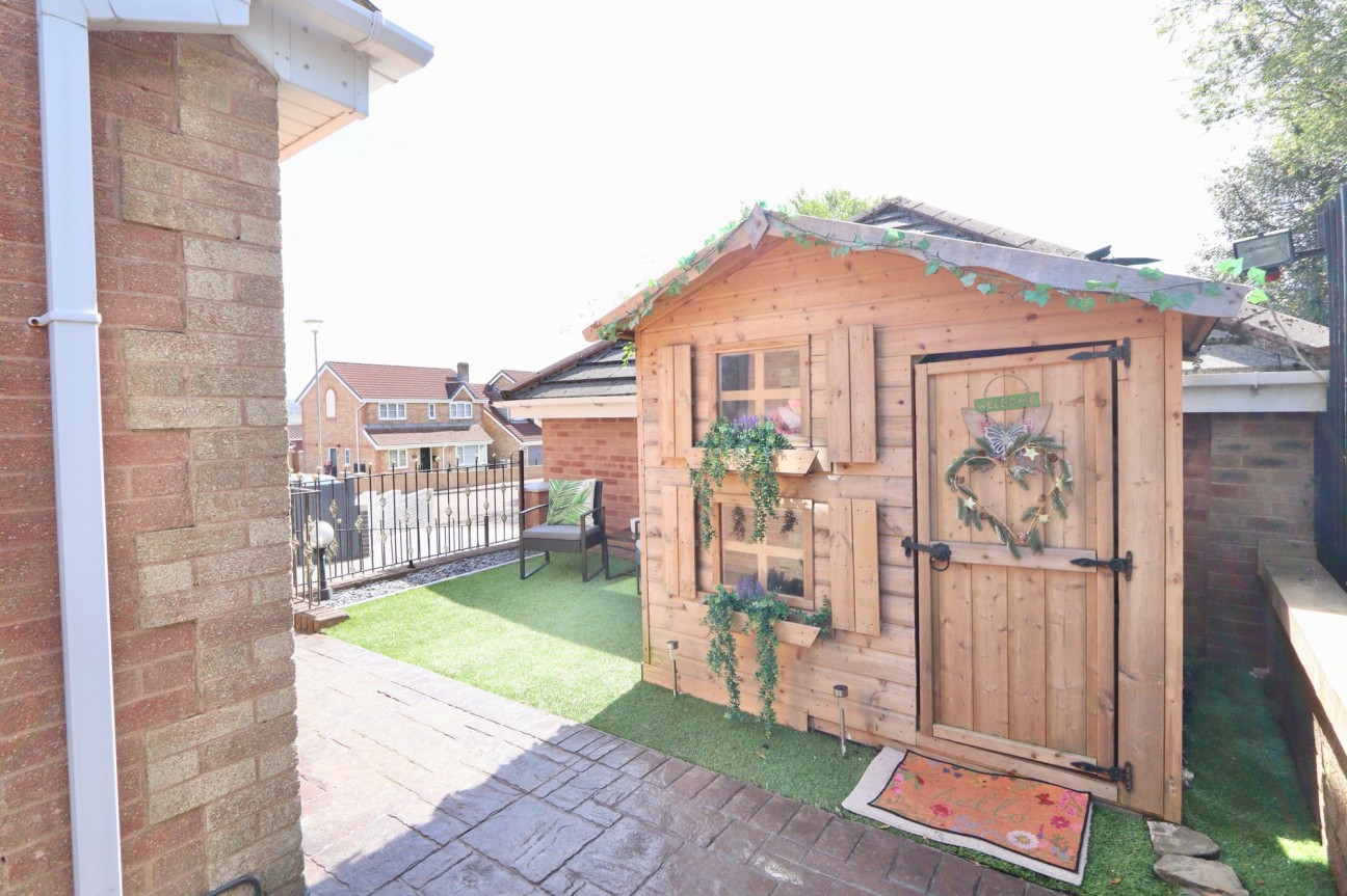 Cae Celyn, Crumlin, NP11