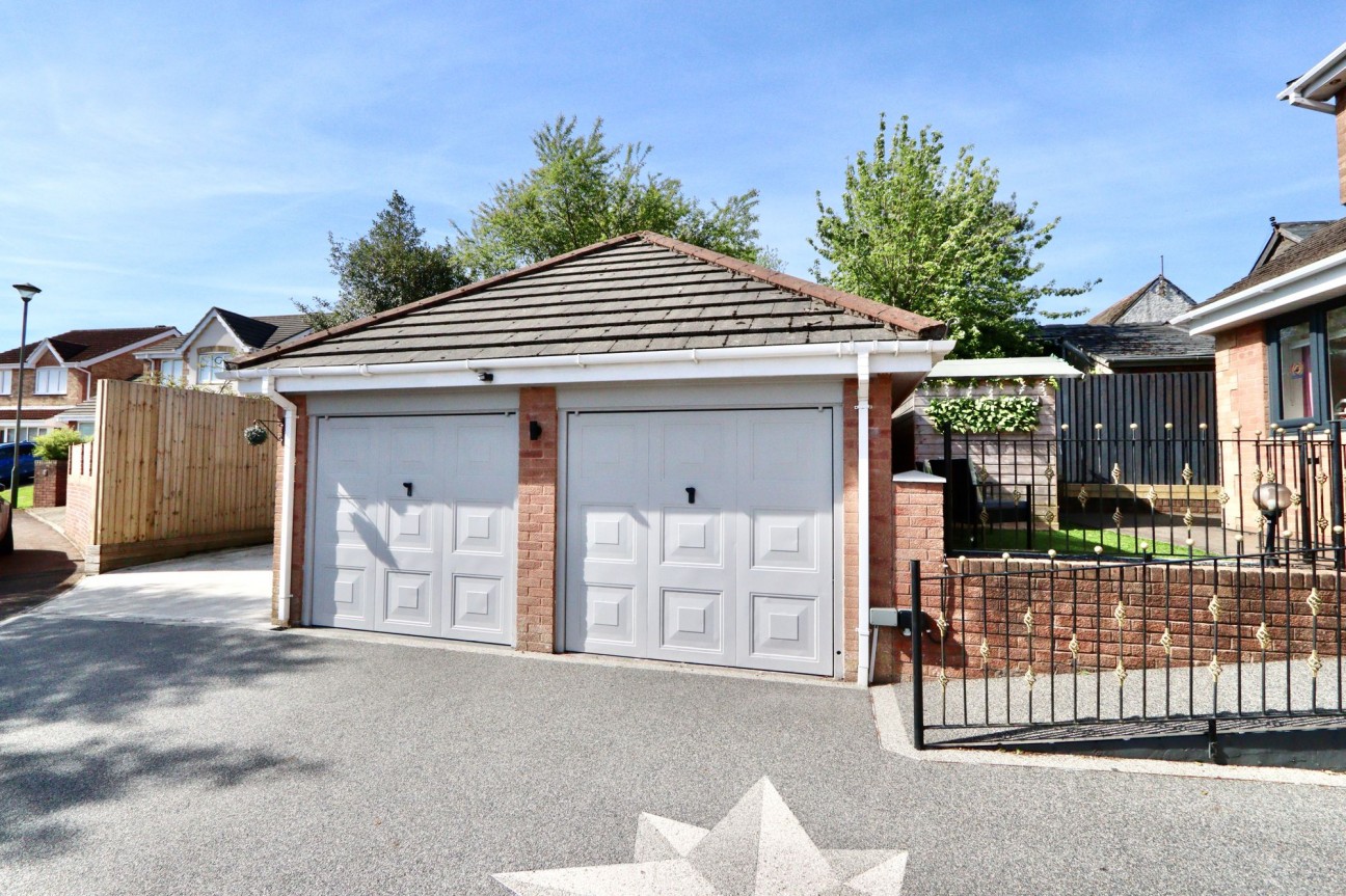 Cae Celyn, Crumlin, NP11