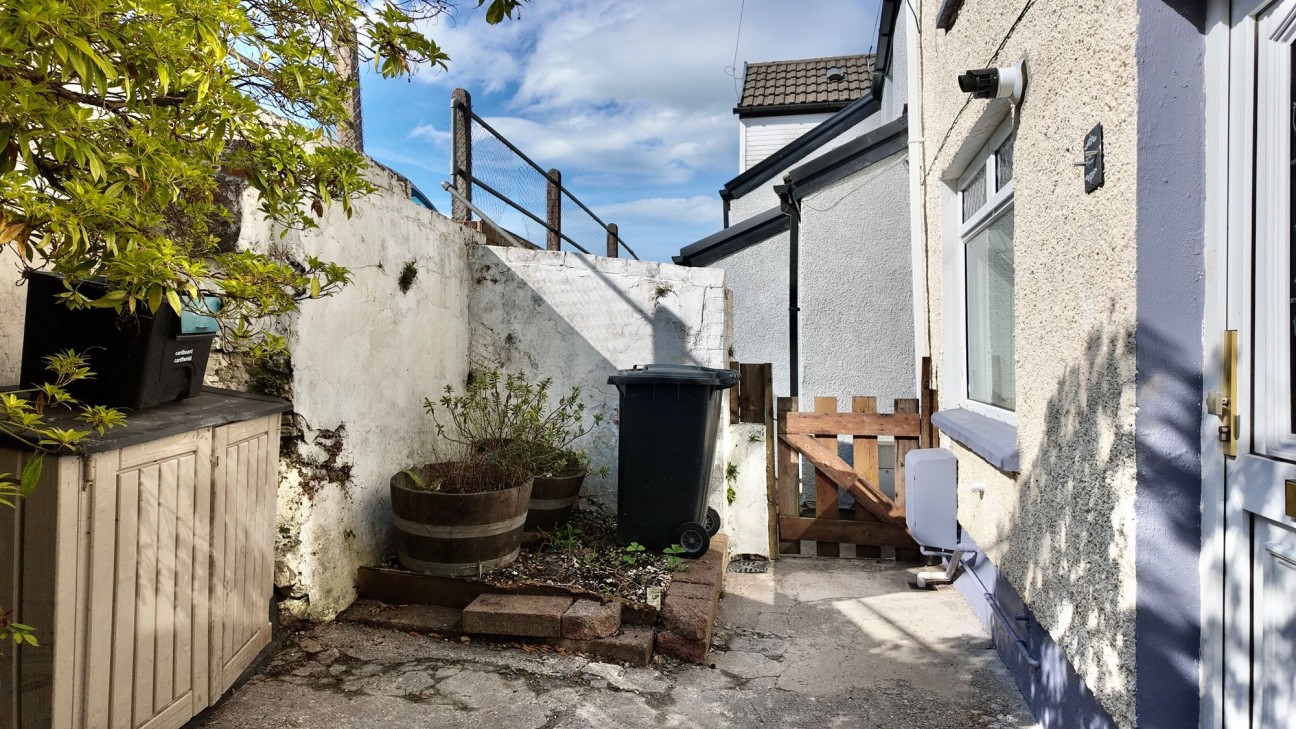 Hafod Fan Terrace, Six Bells, NP13