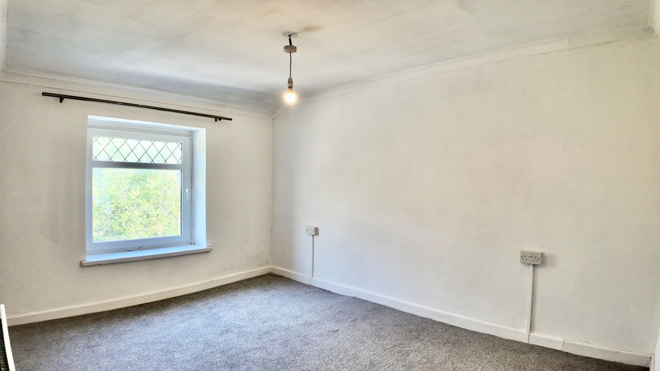 Hafod Fan Terrace, Six Bells, NP13