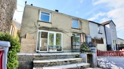 Hafod Fan Terrace, Six Bells, NP13