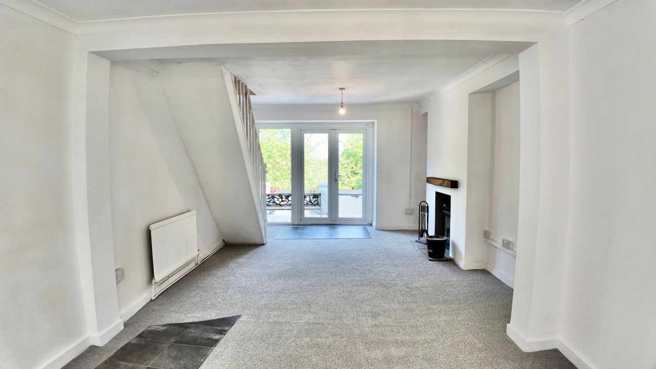 Hafod Fan Terrace, Six Bells, NP13