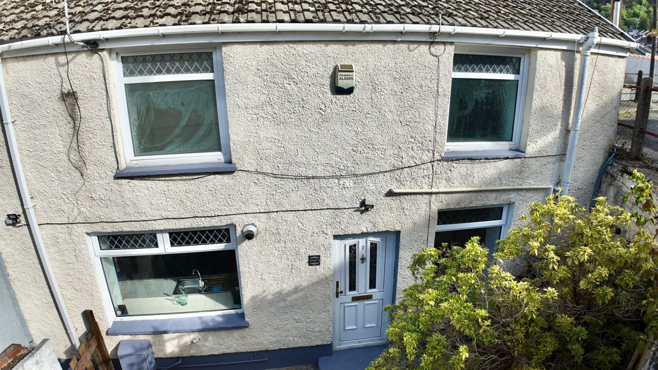 Hafod Fan Terrace, Six Bells, NP13