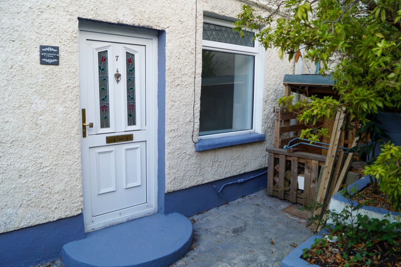 Hafod Fan Terrace, Six Bells, NP13