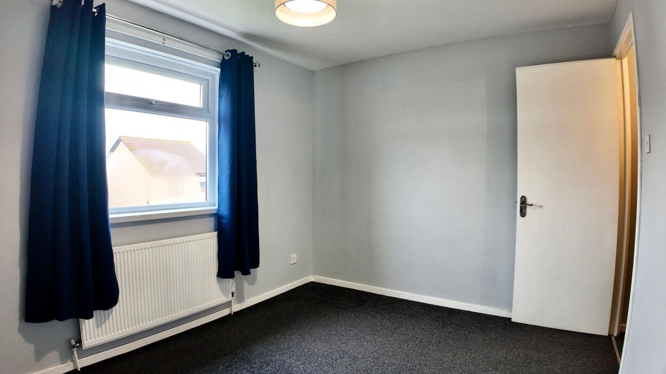 Llyswen, Penpedairheol, CF82