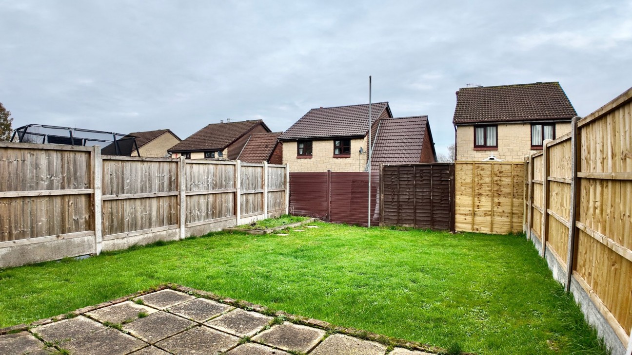 Llyswen, Penpedairheol, CF82