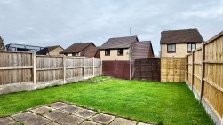 Llyswen, Penpedairheol, CF82