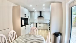 Pennar Close, Newbridge, NP11