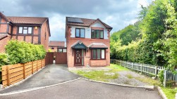 Bryn Derw, Blackwood, NP12