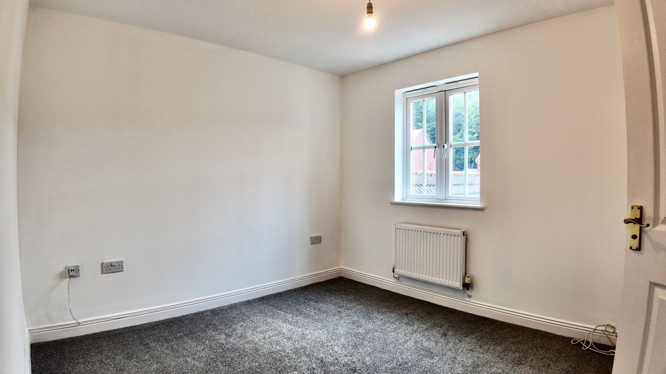 Mill Court, Crumlin, NP11