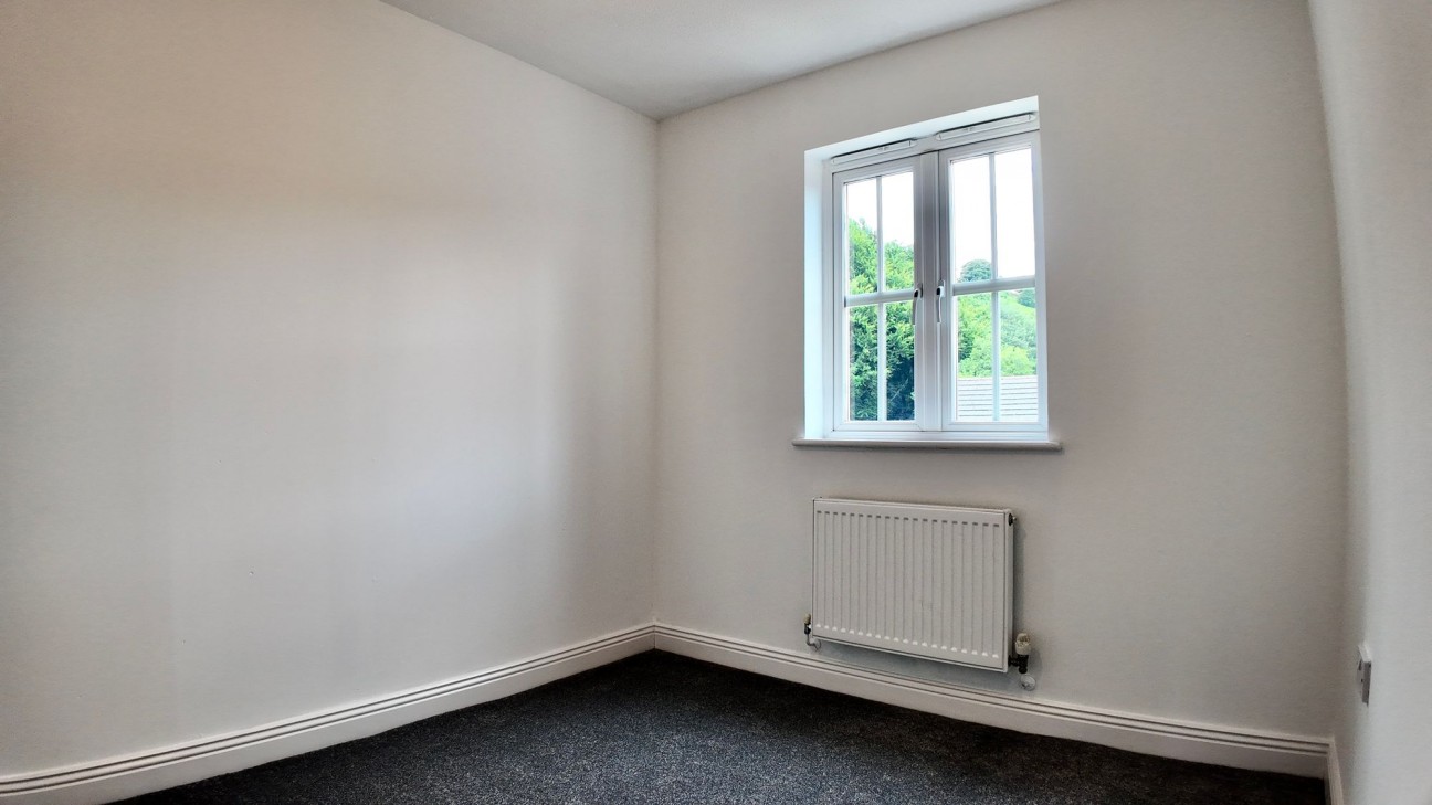 Mill Court, Crumlin, NP11