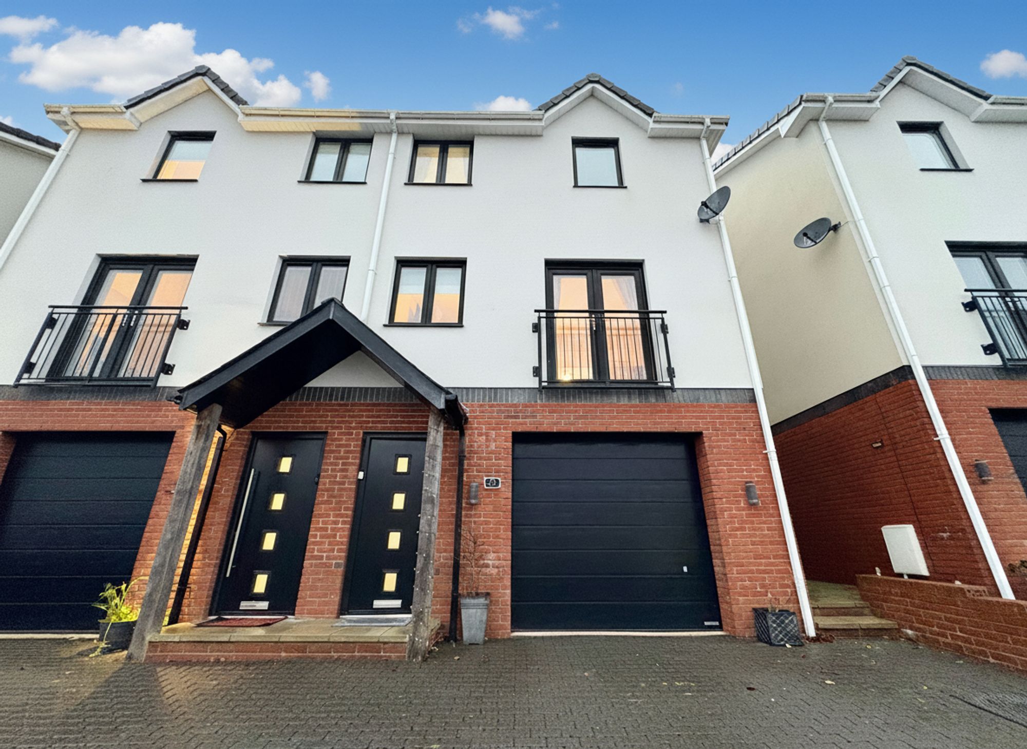 Albertina Road, Newbridge, NP11