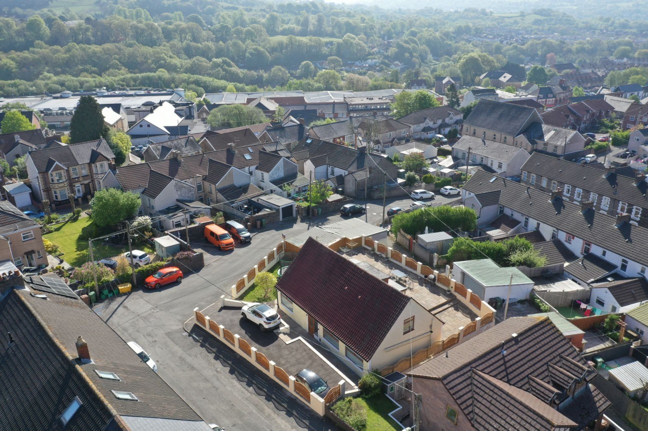 Oak Street, Blackwood, NP12