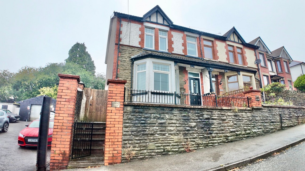 Pentwyn Road, Blackwood, NP12