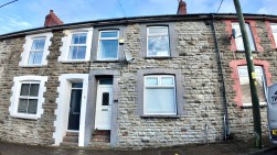 Ynysfeio Avenue, Treherbert, CF42