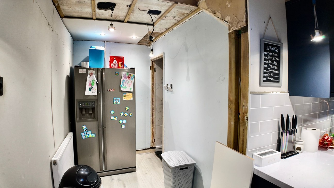 Ynysfeio Avenue, Treherbert, CF42