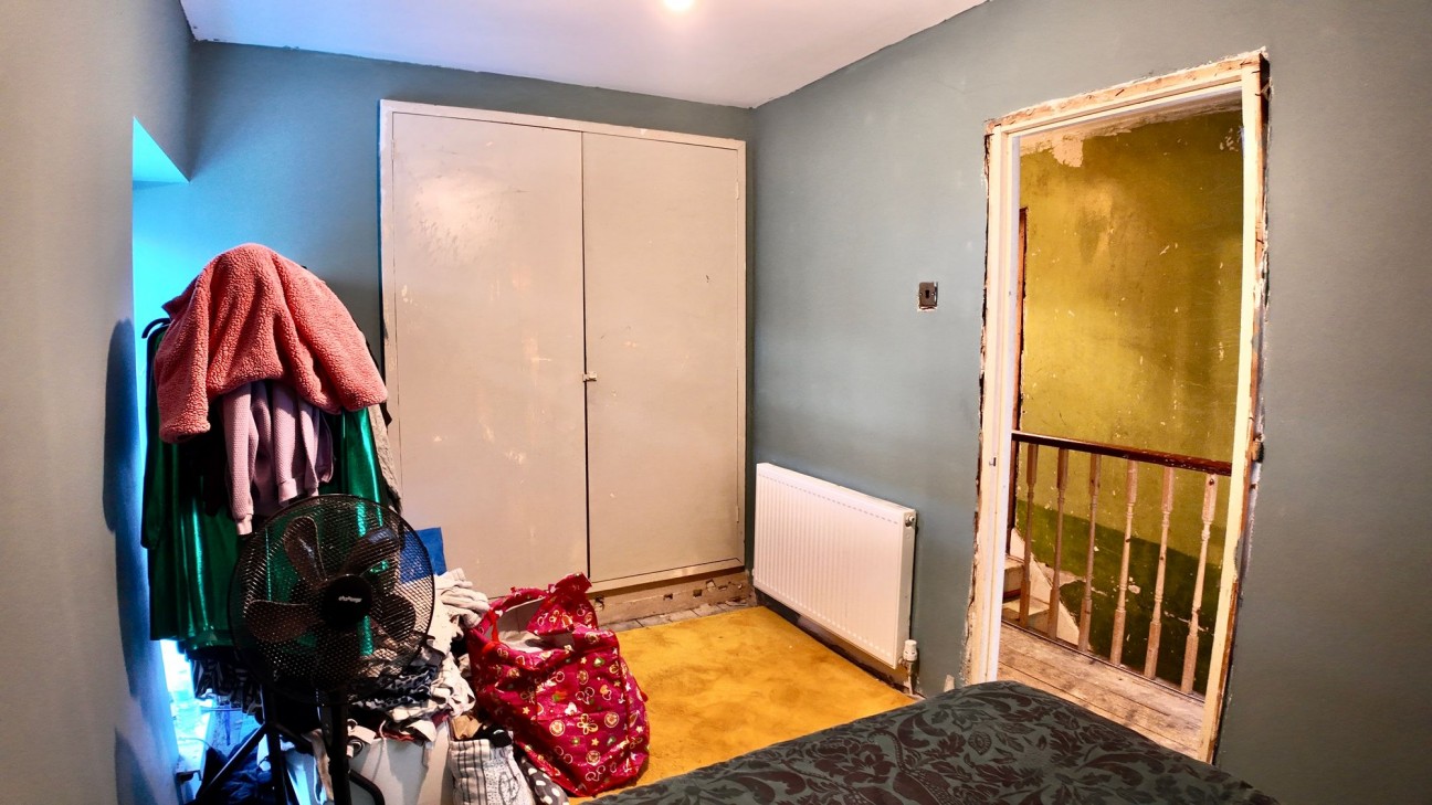 Ynysfeio Avenue, Treherbert, CF42