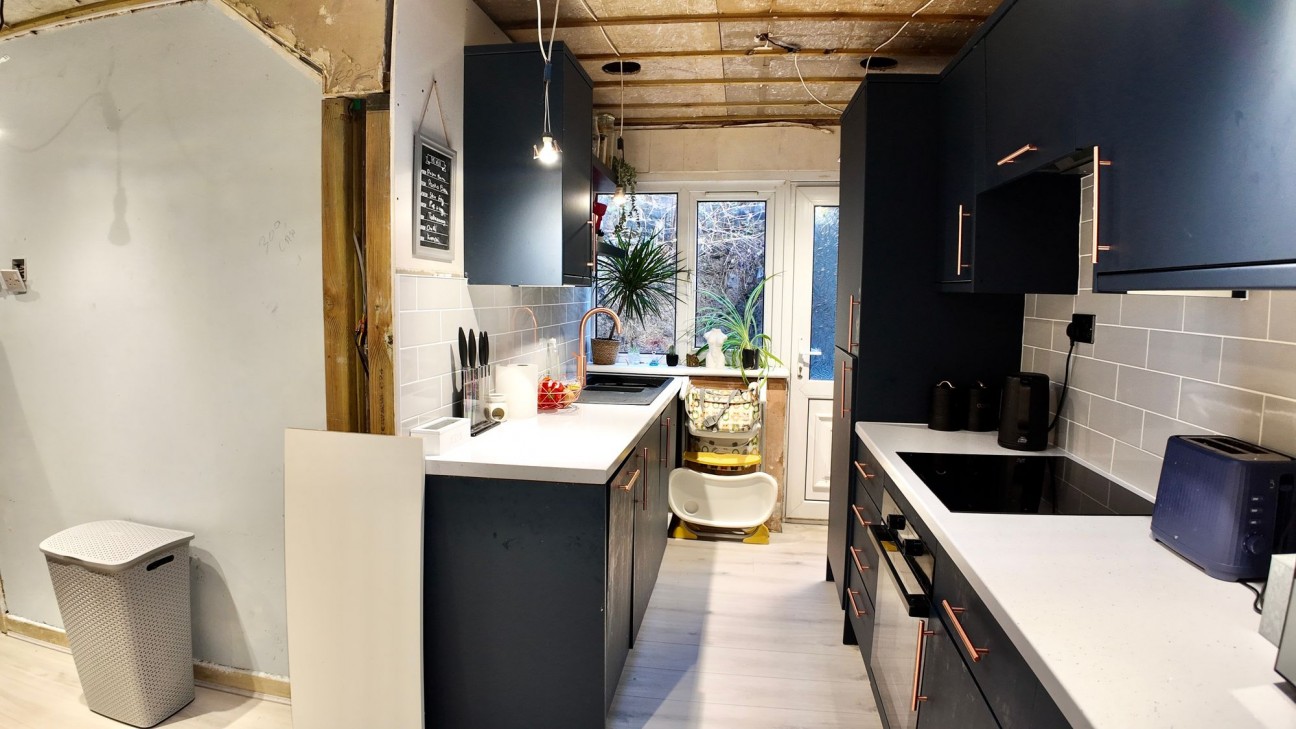 Ynysfeio Avenue, Treherbert, CF42