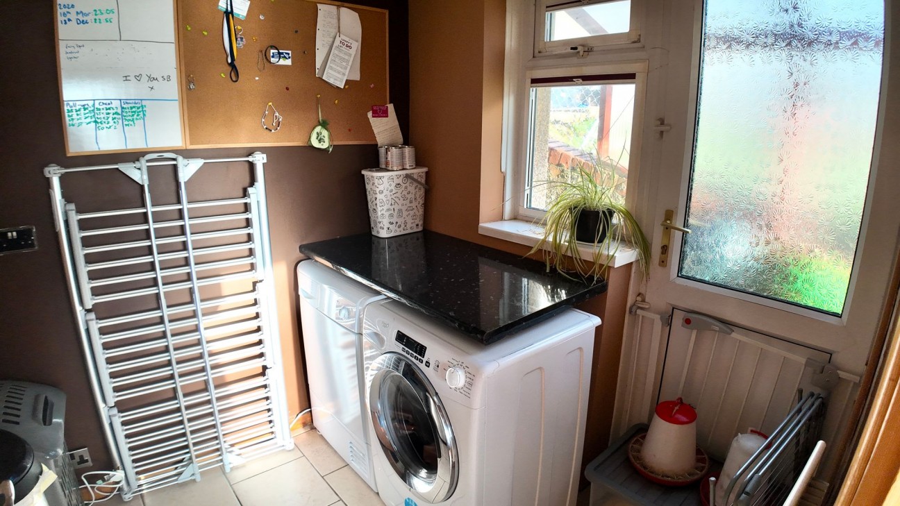 Overdene, Pontllanfraith, NP12