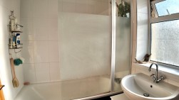 Overdene, Pontllanfraith, NP12