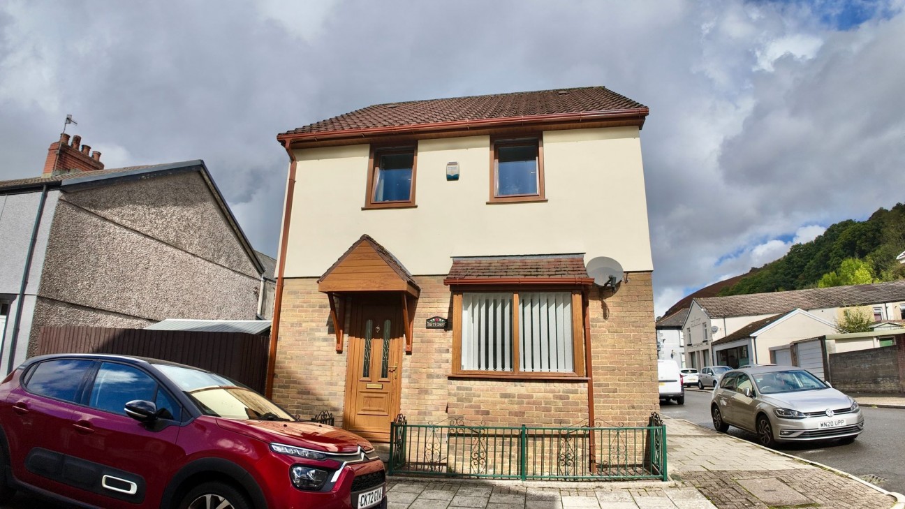 Thomas Street, New Tredegar, NP24