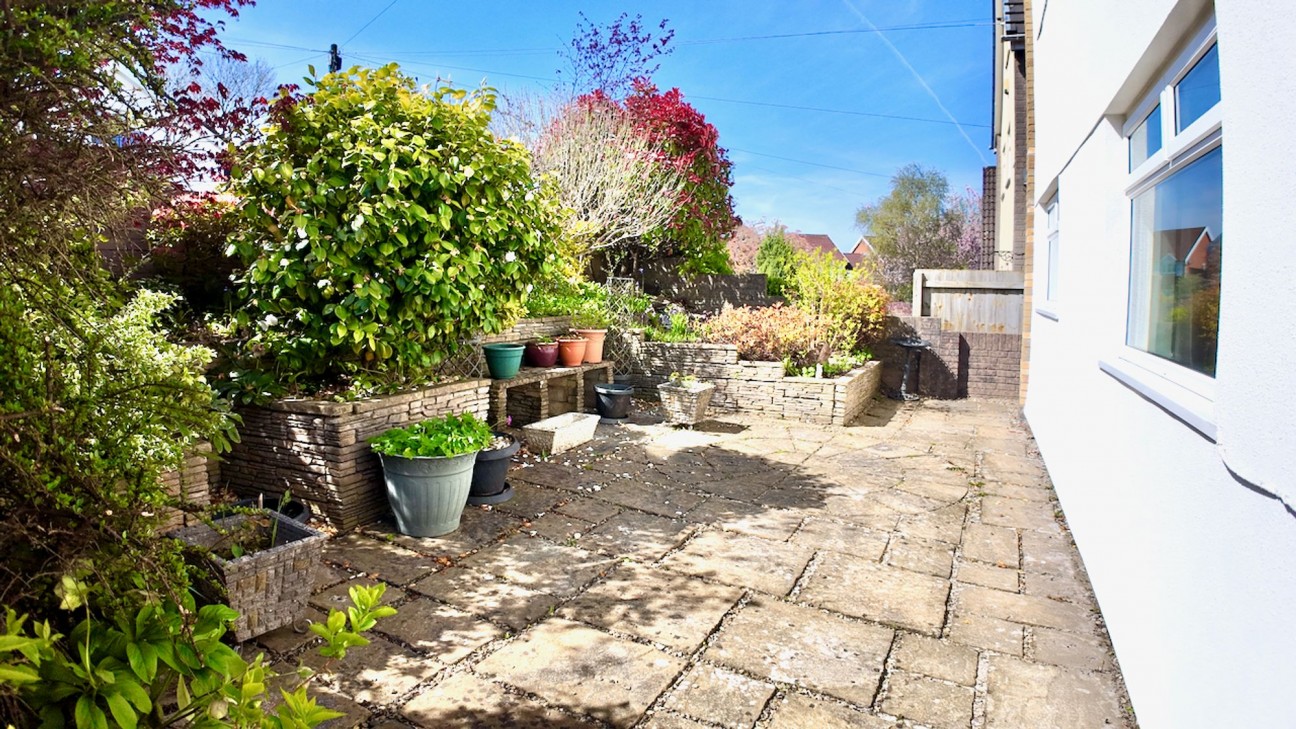 Gellideg Heights, Maesycwmmer, CF82